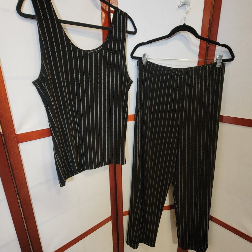 Chico's Travelers Black Sleeveless Top & Pants - Size 2